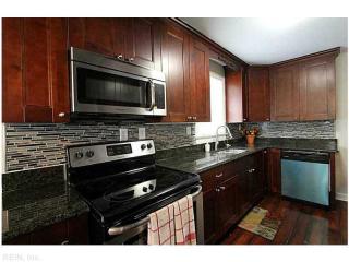 3853 Robin Hood Rd, Norfolk, VA 23513-4252