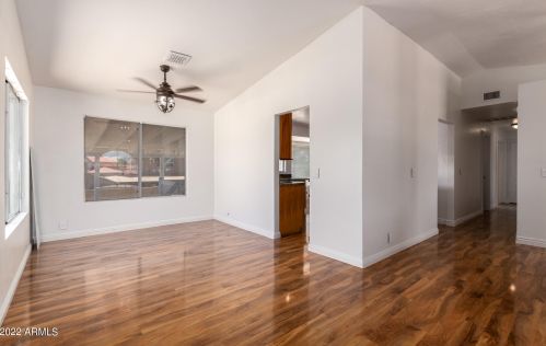 4913 Acoma Dr, Glendale AZ  85306-3828 exterior