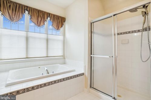 15046 Gaines Mill Cir, Haymarket VA  20169-4500 exterior