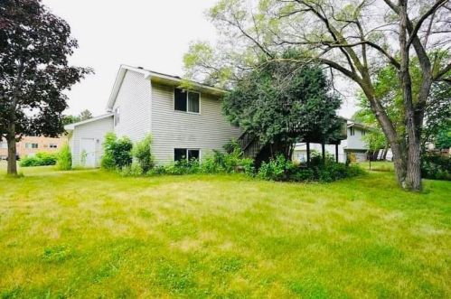1281 Frisbie Ave, Saint Paul, MN 55109-4319