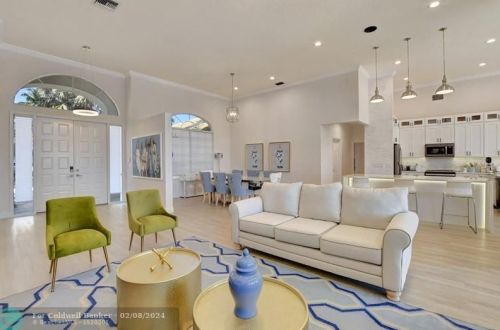 10595 Stonebridge Blvd, Boca Raton FL  33498-2002 exterior