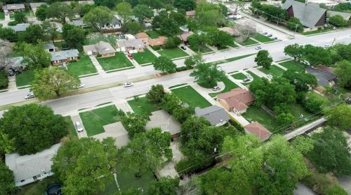 615 Belt Line Rd, Richardson TX  75080-5851 exterior