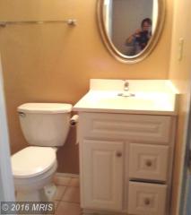 8794 Newington Commons Rd, Lorton VA  22079-3025 exterior