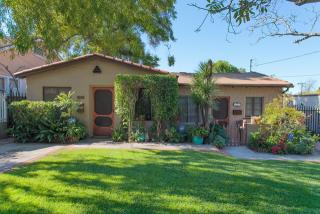 722 Sacramento St, Altadena, CA 91001-2405