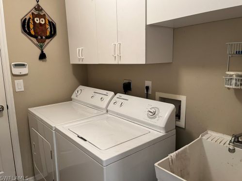 413 17th Pl, Cape Coral FL  33909-2205 exterior