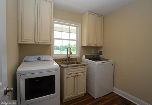 32803 Indiantown Rd, Locust Grove VA  22508-2312 exterior