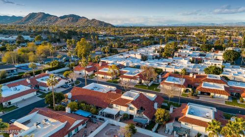 5822 Scottsdale Rd, Scottsdale AZ 85253-5415 exterior