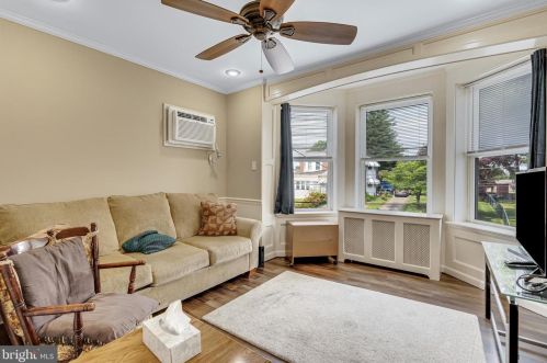 325 Brighton Ter, Holmes PA  19043-1307 exterior