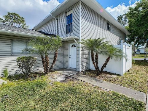 5561 Slash Pine Ct, Orlando, FL 32811-2932