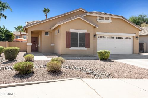 1873 Los Alamos St, Gilbert, AZ 85295-5155