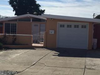 27441 Capri Ave, Hayward, CA 94545-4001