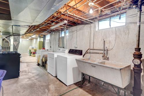 6007 47 Ave, Kenosha WI 53142-1319 exterior