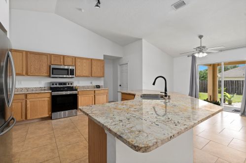 4617 Tacoma St, Port Saint Lucie FL  34953-6784 exterior