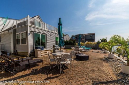 46 Perry Dr, Bricktown NJ  08723-7522 exterior