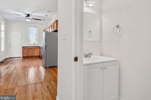 431 Harris St, Harrisburg PA  17102-1661 exterior