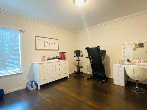 138 Cliff Heights Cir, Dallas TX  75241-5333 exterior