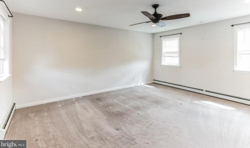 501 Delaware Ave, Lansdale PA 19446-3419 exterior