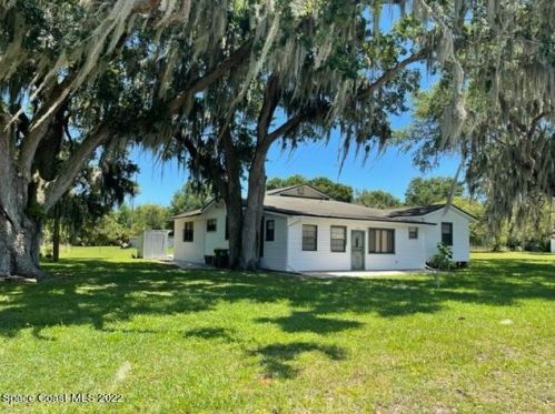 2860 Diamond Rd, Titusville, FL 32796-1634