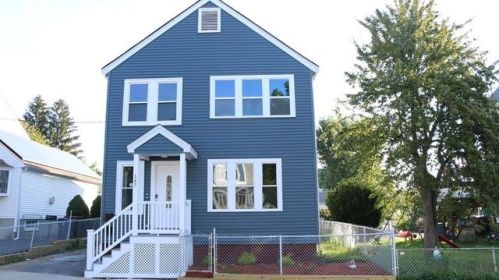 147 Springvale Ave, Everett, MA 02149-5424