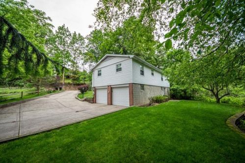 252 Perrymont Rd, Pittsburgh, PA 15237-5238