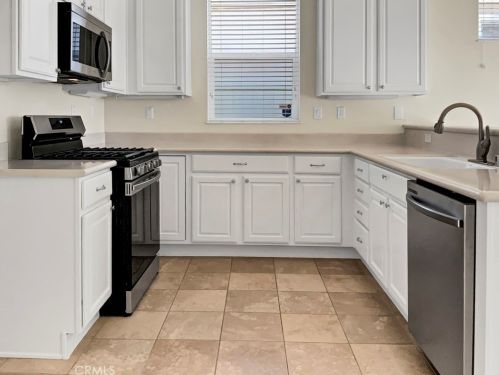 1750 Forest Oaks Dr, Beaumont CA  92223-8563 exterior