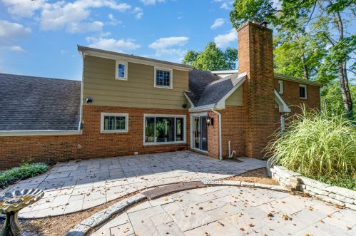 817 Rosewood Dr, Covington KY 41017-1385 exterior