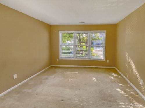 235 Rooney Ct, East Brunswick, NJ 08816-5831
