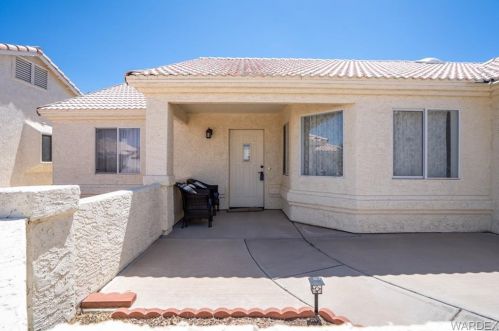 2064 Desert Palms Dr, Bullhead City AZ  86426-8803 exterior