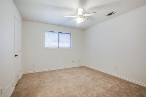 13022 Fall Manor Dr, Dallas TX  75243-2426 exterior