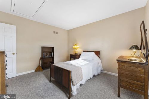 2162 Joshua Rd, Miquon PA  19444-2428 exterior