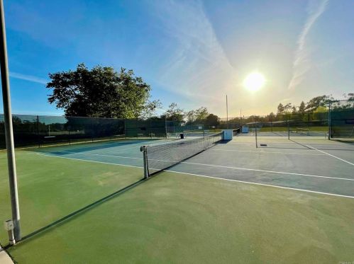 3340 Don Tomaso Dr, Carlsbad CA  92010-3951 exterior