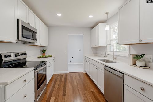 1712 Robin Crst Dr, Cayce-West Columbia SC  29169-5433 exterior