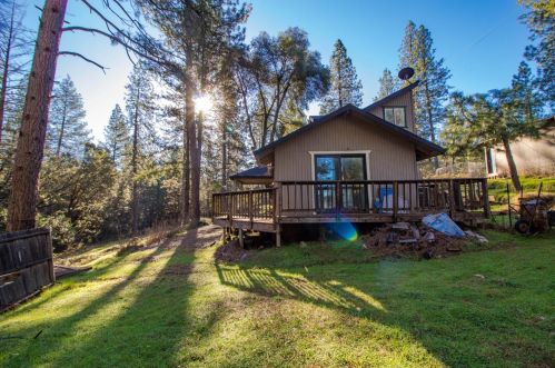 4080 Greenwood Rd, Garden Valley, CA 95633-9613