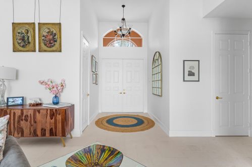 6806 Fiji Cir, Boynton Beach FL  33437-7022 exterior