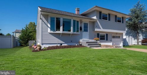 100 Gary Dr, Trenton, NJ 08690-3118