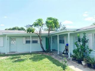 3043 Belcher Rd, Dunedin, FL 34698-9603