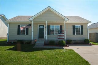 3446 Foxrun Ln, Clarksville, TN 37042-5067