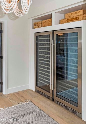 5301 Paradise Dr, Scottsdale AZ 85260-5433 exterior