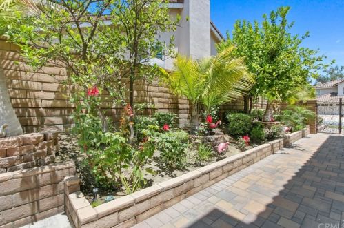 2225 Calle Margarita, San Dimas CA 91773-4468 exterior