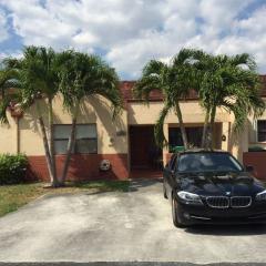 14921 89th Ln, Miami, FL 33196-1441