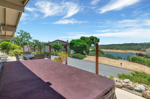 8121 Smith Point Rd, Lake Nacimiento CA  93426-9633 exterior