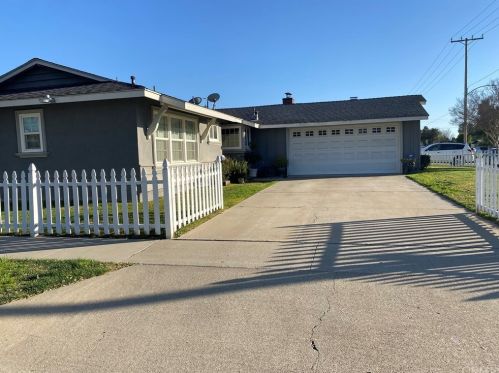 902 Nutwood St, Anaheim, CA 92804-4402