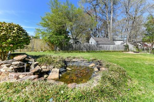 3206 Cardinal Ridge Dr, Greensboro NC  27410-8250 exterior