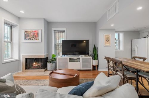 1341 Capitol St, Washington, DC 20003-1561