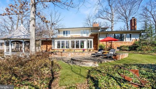 3511 Duff Dr, Falls Church, VA 22041-1414