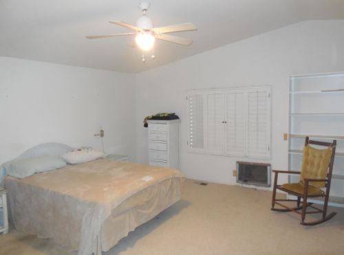 69420 Poolside Dr, Desert Hot Springs CA  92241-8714 exterior