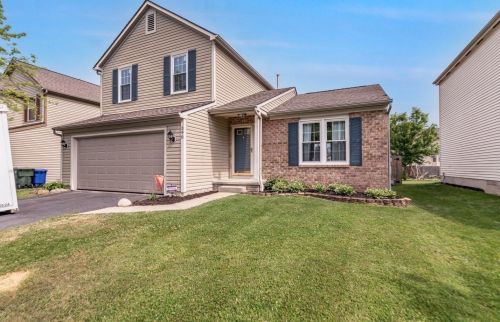 390 Kestrel Dr, Blacklick, OH 43004-8108