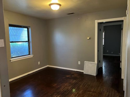 1115 Rindie St, Irving TX  75060-5252 exterior