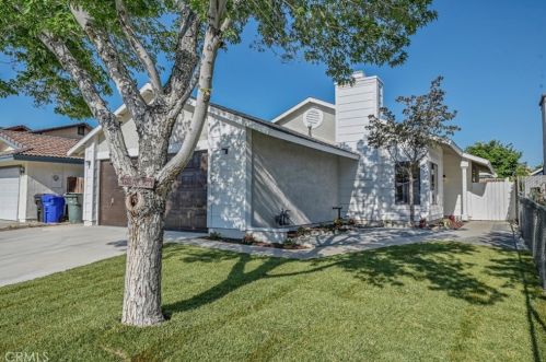 12192 Galaxy St, Victorville, CA 92392-9504