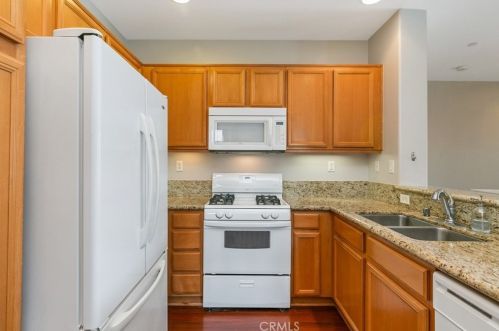 13225 Murano Ave, Chino CA  91710-8117 exterior